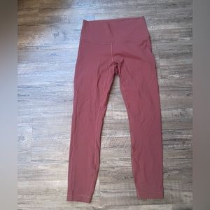 Lululemon Wunder Under 25”